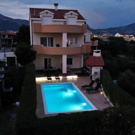 Apartment Mima Split