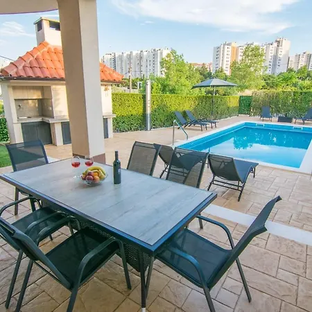 Apartment Mima Split