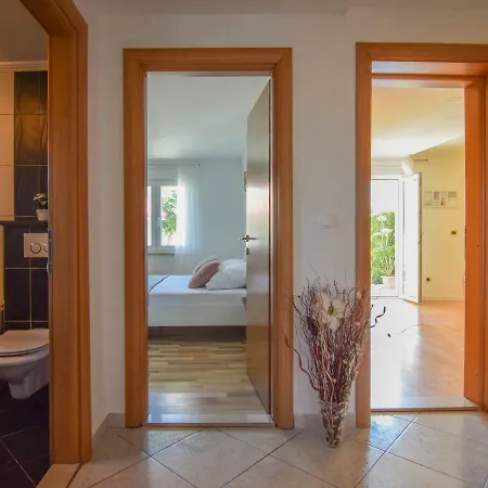Mima Apartman